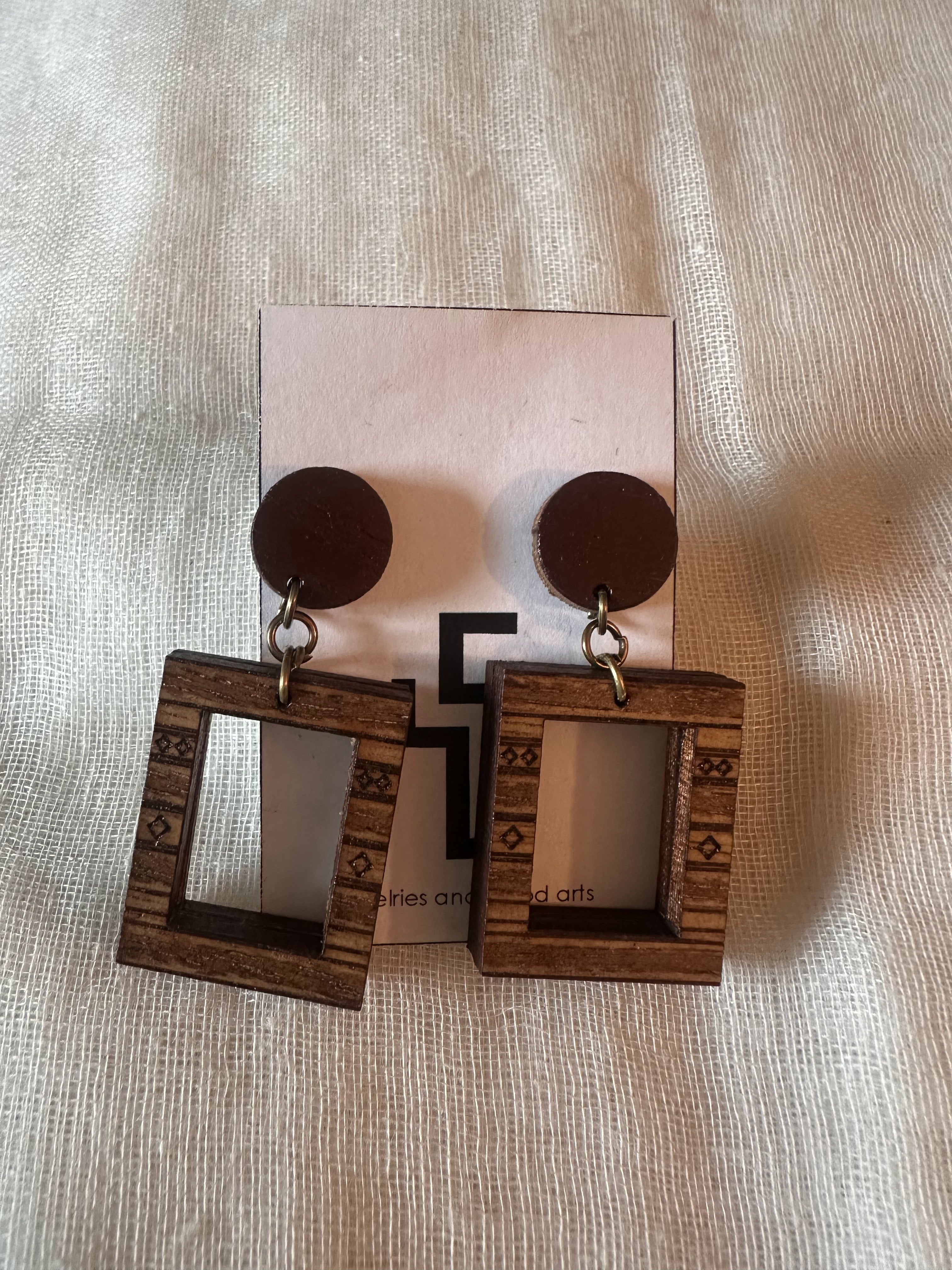 Square earring