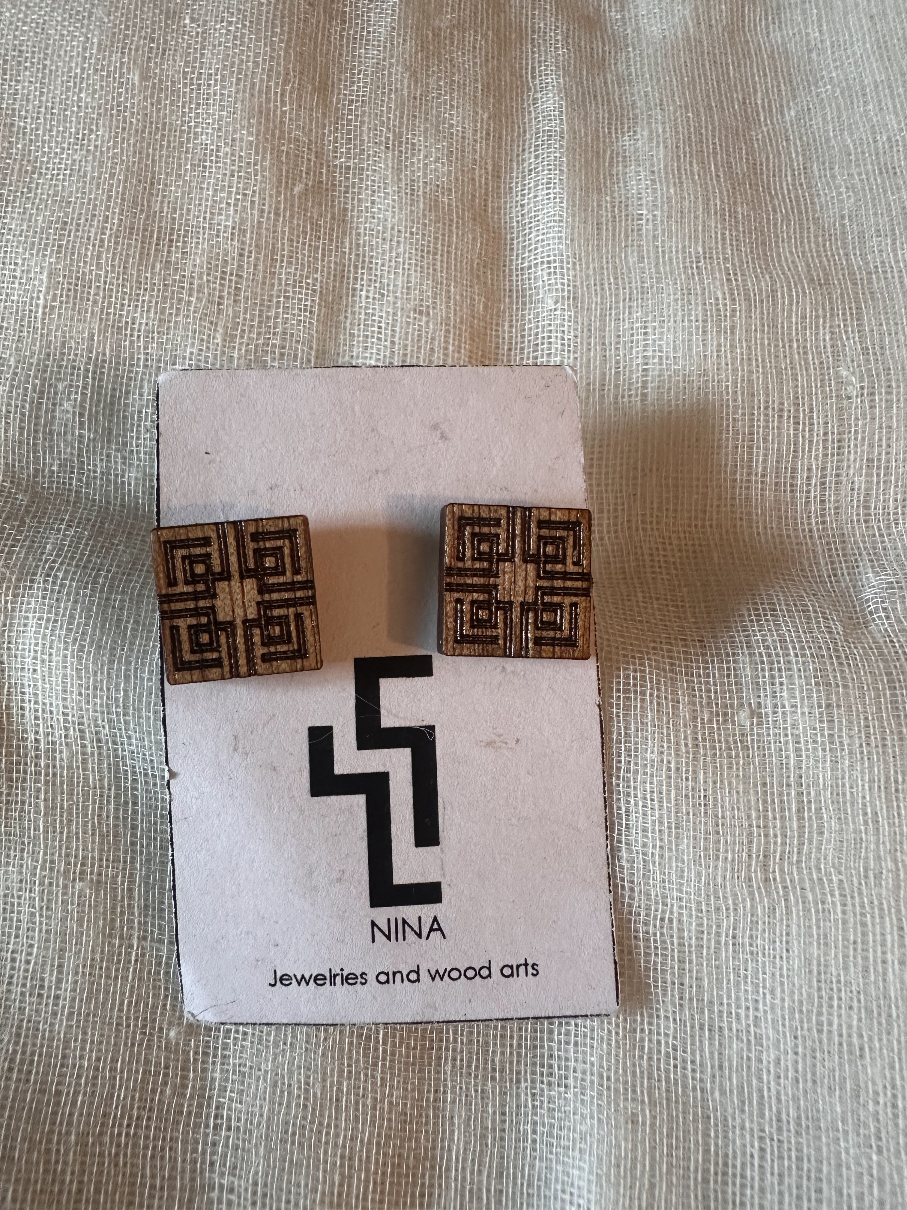 square earring